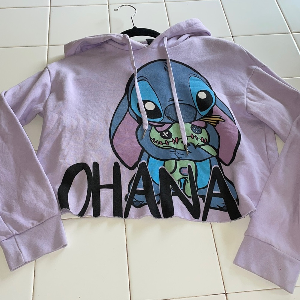 Disney Stitch Ohana Cropped Sweater Size M